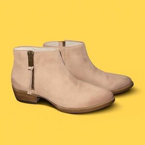 Onyx ankle suede bootie, by Freebird.
